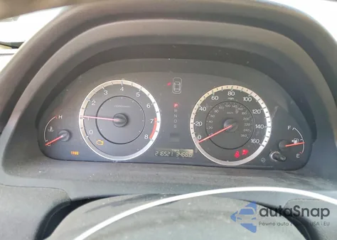 2011 Honda Accord Exl z USA, uszkodzony, nr VIN 1HGCS2B8XBA005839